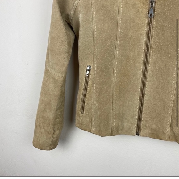 Wilson's Leather Tan Suede Boho Cottage Core Zip Pocket Cropped Moto Jacket S - Picture 2 of 8